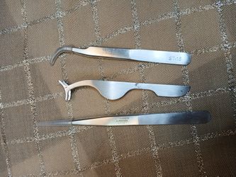 Set of 3 tweezers
