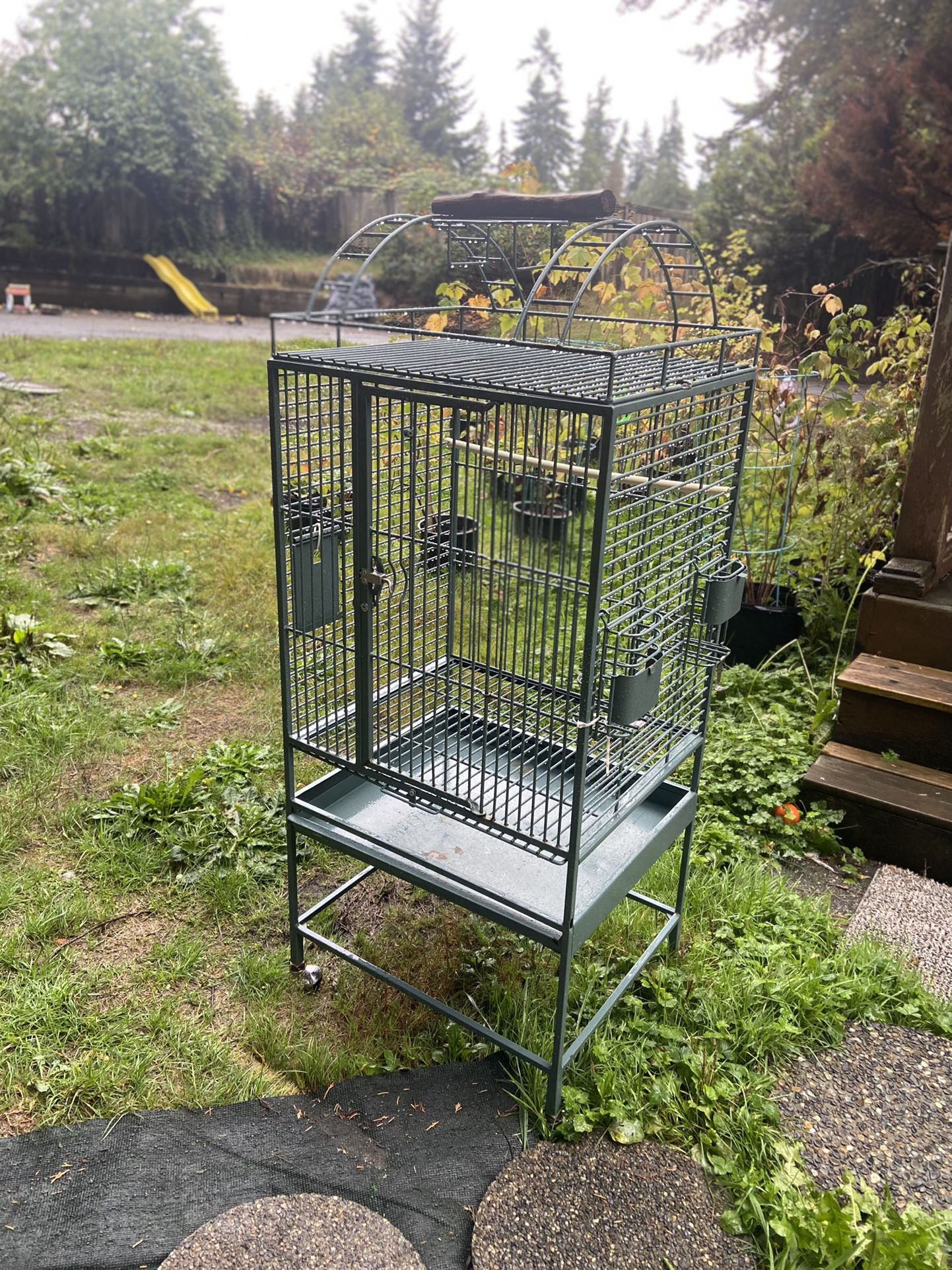 Parrot Cage/ Big And Tall Bird Cage 