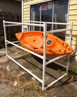 Kayak stand for 2
