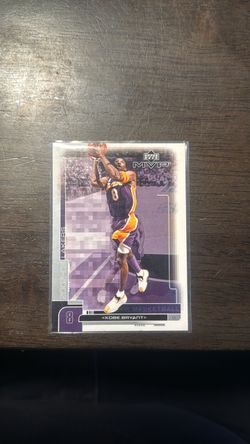 Kobe Bryant 2002-03 Upper Deck MVP Basketball Card