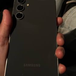 Samsung Galaxy S23 FE Locked To AT&T Carrier