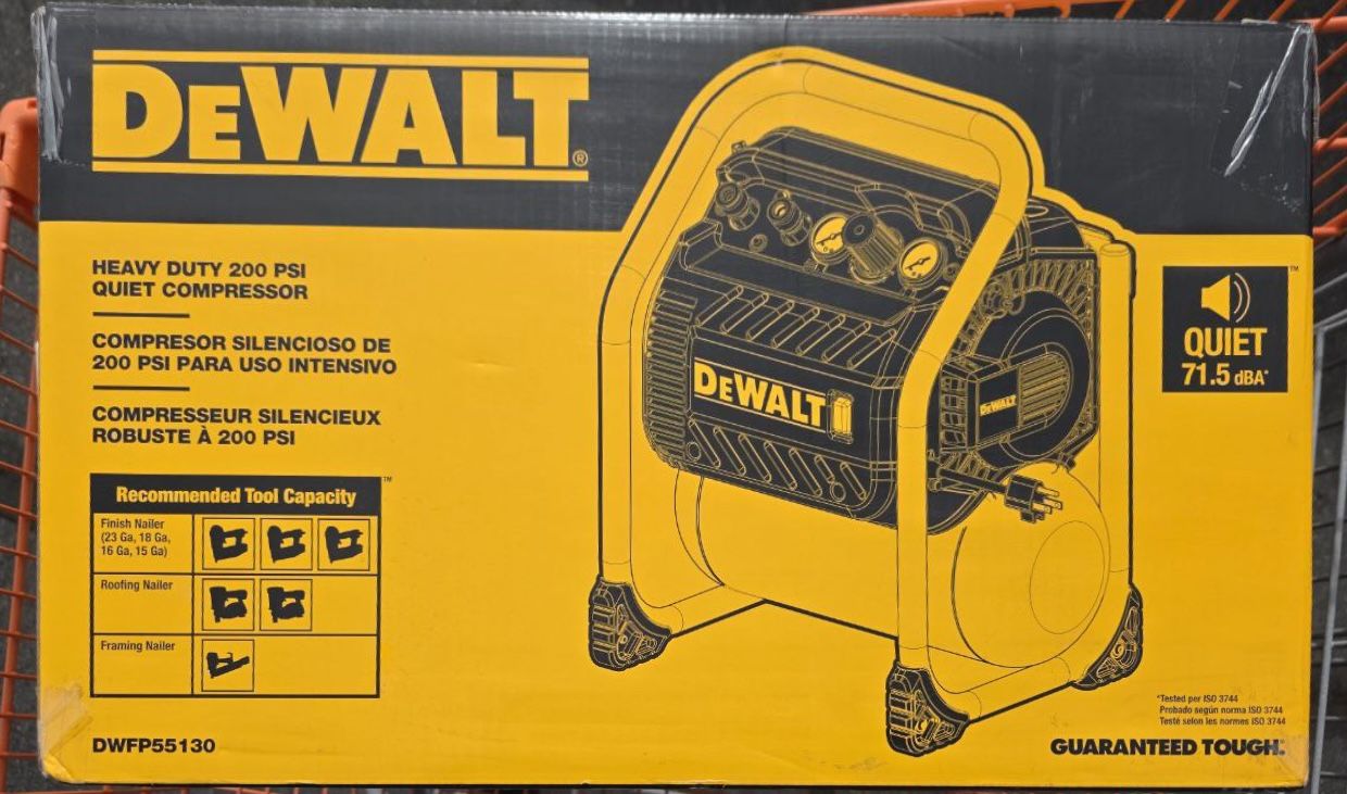 DeWalt 2.5 gal Electric 200 psi Air Compressor 