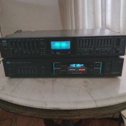 vintage Sansui tuner with matching equalizer w/reverb 