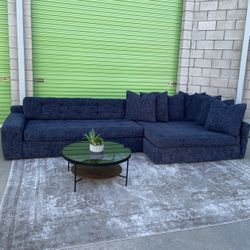 *Free Delivery* Macys Large Sectional Couch Sofa 