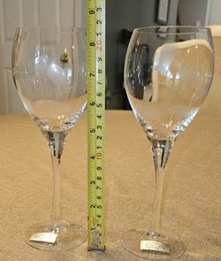 New Toscany Hand-Blown Wine Glasses – Etched Floral Design (Set of 2)