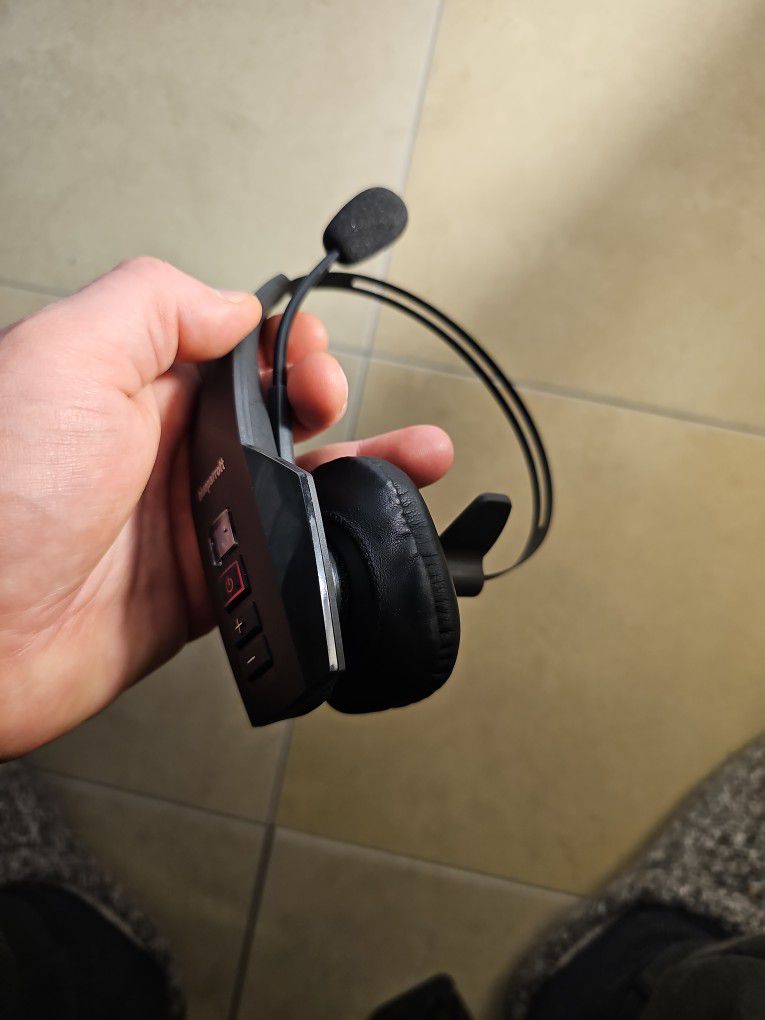 BlueParrott B350-XT 203475 Noise Canceling Bluetooth Headset

