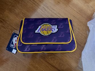 Laker’s Purse