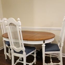 Kitchen Table Extendable 