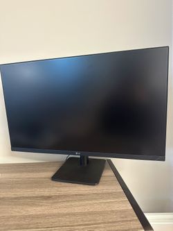 LG 27” Full HD IPS Monitor – Mint Condition