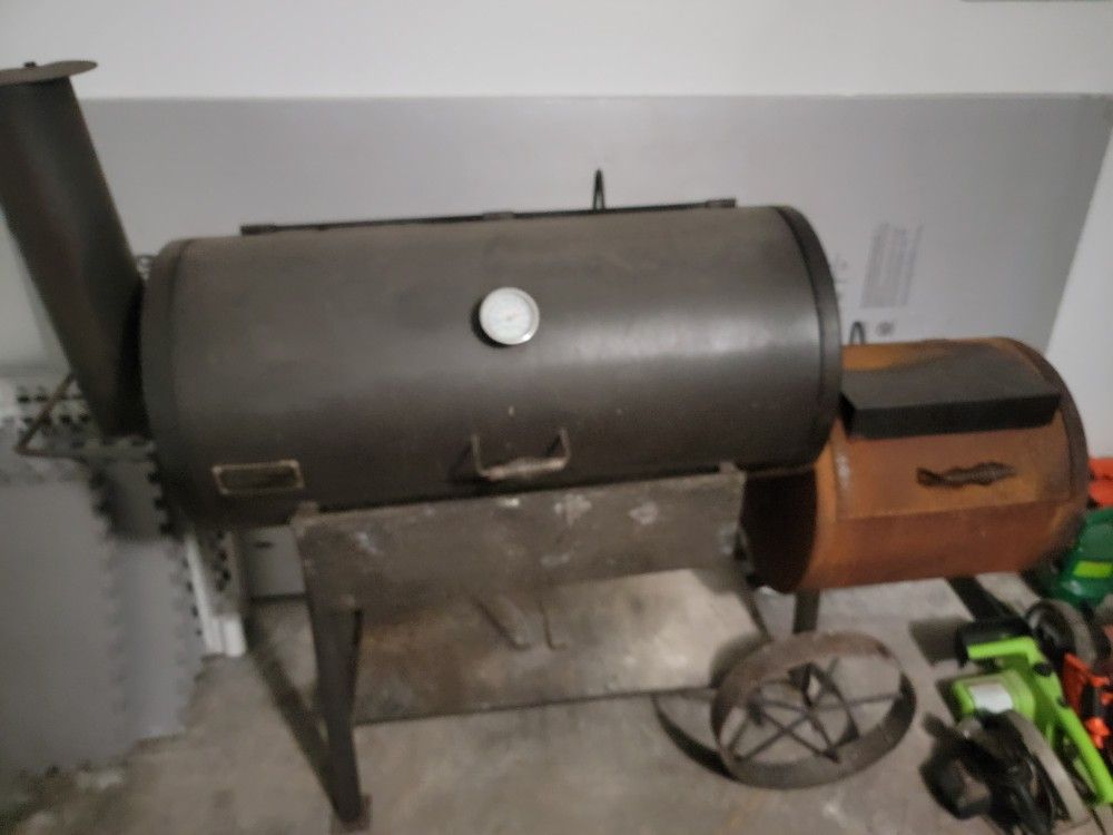 Offset BBQ Smoker