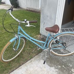 2 Bikes for Sale – Diamondback w/ Child Seat + Women’s Beach Cruiser