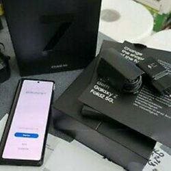 Samsung Galaxy Z Fold 2 5g sm-f916b - 256gb-Mystic Black Black Used


