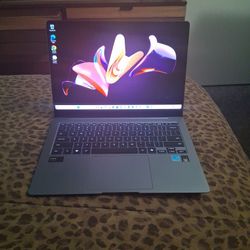Galaxy Book4 PRO
