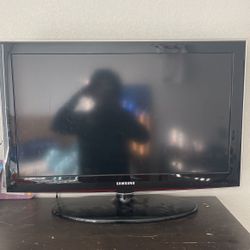 Samsung TV with Remote