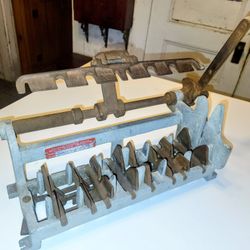 Vintage  Farm  Egg Carton Press
