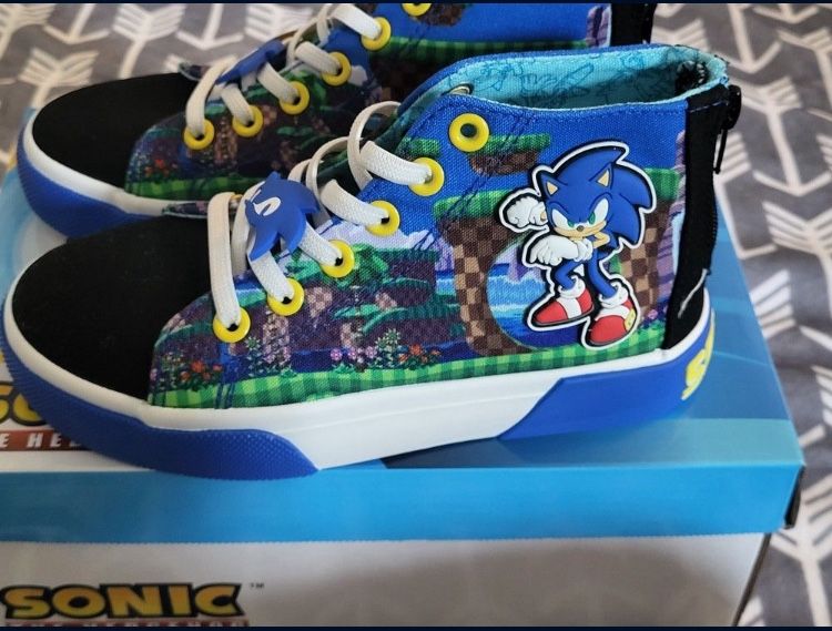 Sonic The Hedgehog Shoes Size 13