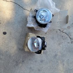 2017-2021 TOYOTA RAV4 FOG LAMP ASSEMBLY OEM