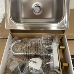 Elkay 15 in. Drop-in Single Bowl 20-Gauge Durable Satin Stainless Steel Kitchen Sink Kit w/ Faucet