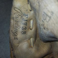 Vintage Rawlings Catchers Glove