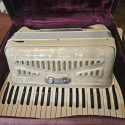 Italian Accordion 