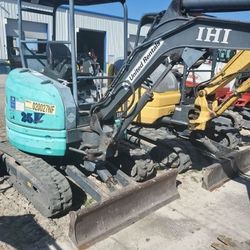 IHI 25 Mini Excavator 6,000lbs