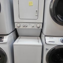 🔥🔥WHILPOOL STACABLE WASHER AND DRYER XL 
