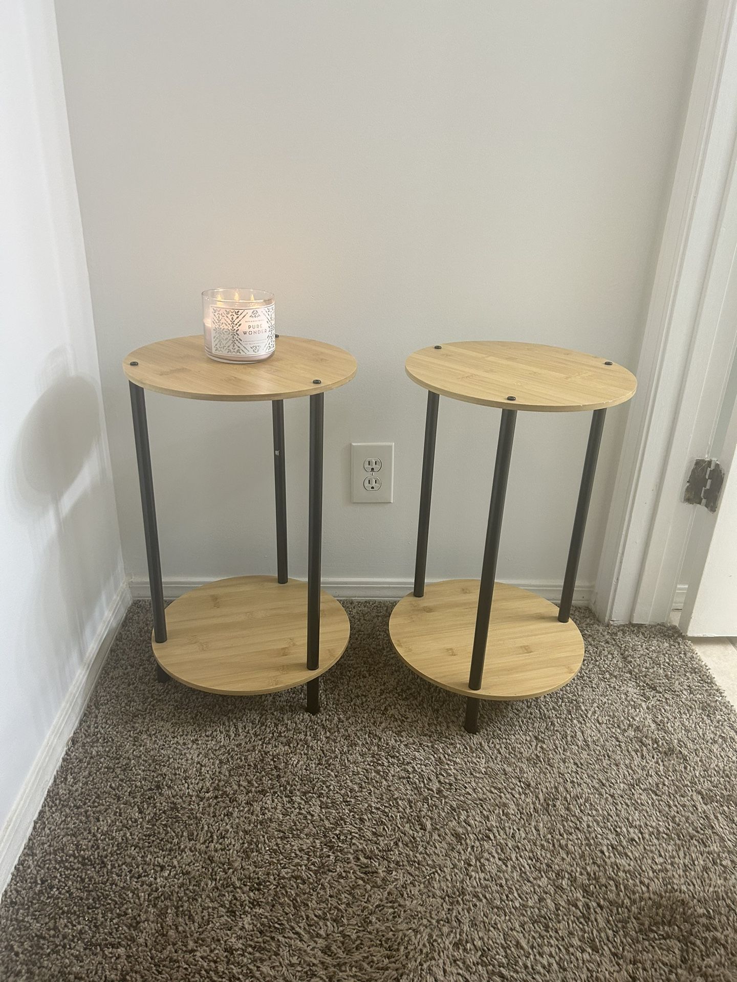 2 End Tables 2 Side Tables 2 Night Stands