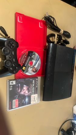 PS3 slim 250 gig w games and wireless control