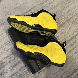 Wu-Tang Nike air foam posits 