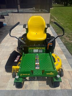 2021 John Deere Z345M