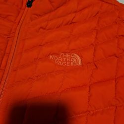 The North Face Winter Jacket For Women's Size XL Authentic 