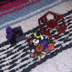 Disney Pin Lot