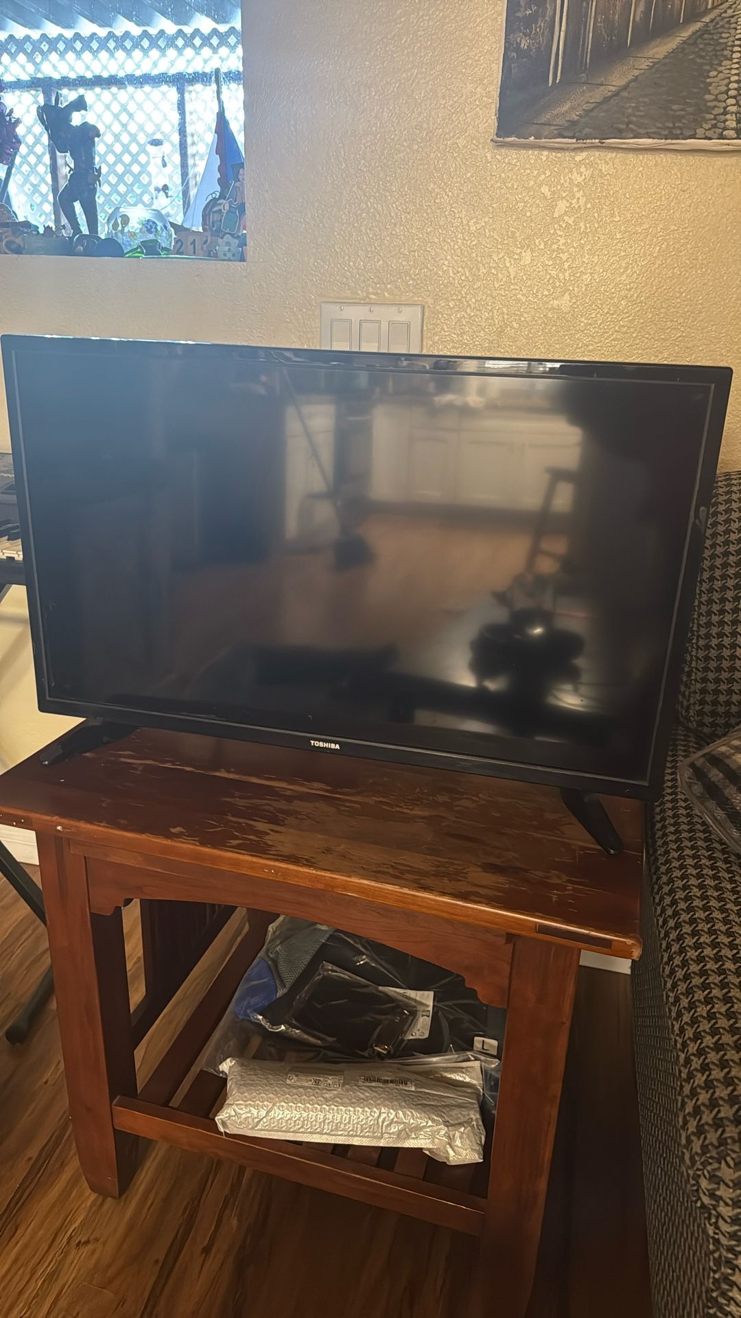 Flat TV