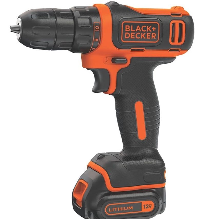 BRAND NEW IN BOX BLACK+DECKER 12V MAX Cordless Drill/Driver, Battery and Charger Included