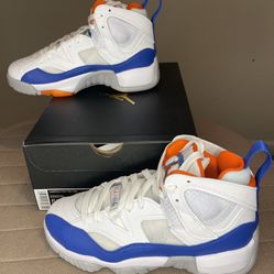 Jordan Jumpman Two Trey “Knicks” Size 5.5 Y