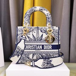Dior's Signature Lady D-Lite Bag