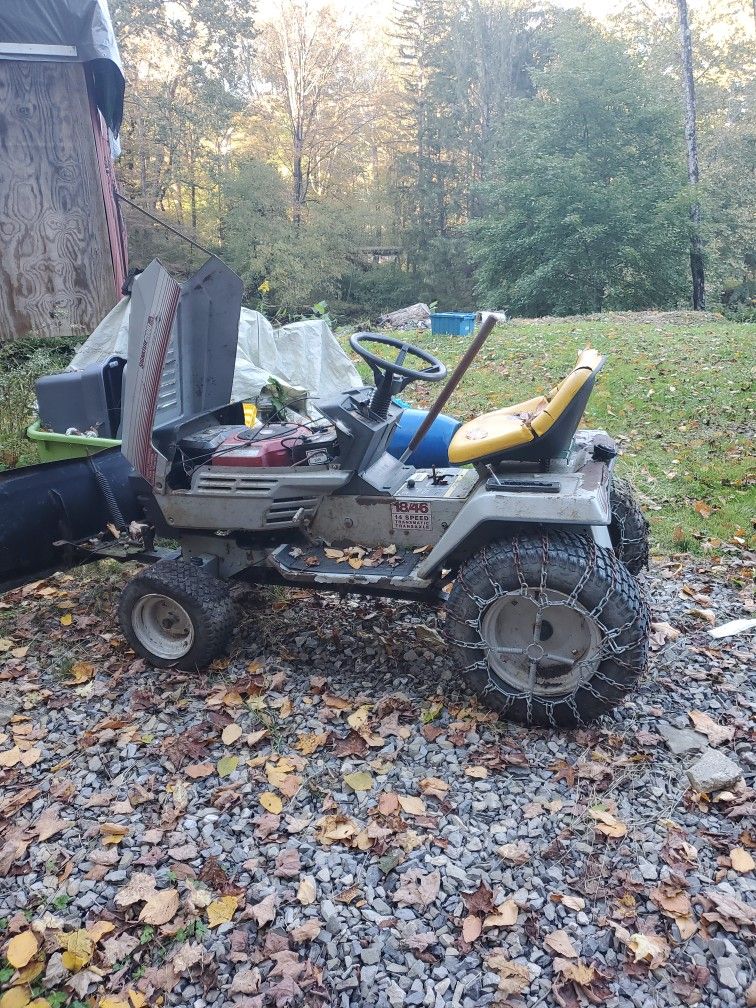 Signiture 2000 Elite Garden Tractor