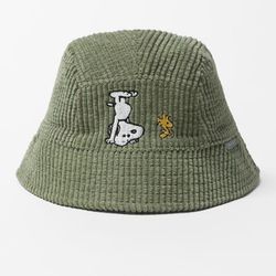 Baby/toddler Snoopy Peanuts Hat