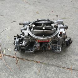EDELBROCK CARBURETOR!! CORE/ PARTS!! NEEDS REBUILD!! 75$