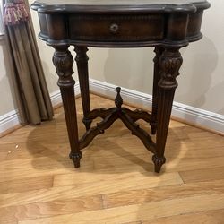 Accent Table 