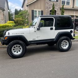 2004 Jeep Wrangler Rubicon 2-door Hardtop 4x4 Low Miles Clean Title 