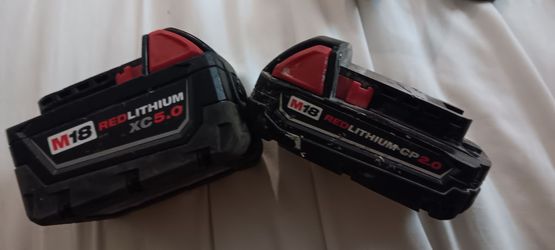 2 Milwaukee batteries