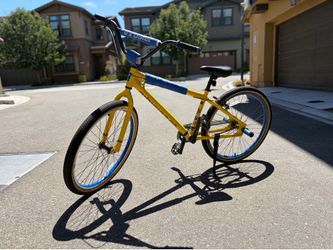 Thruster BMX Bike