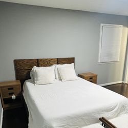 Set Of 2 Night Stands 