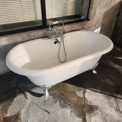 signature hardware 66" Sanford Cast Iron Clawfoot Tub Imperial Feet