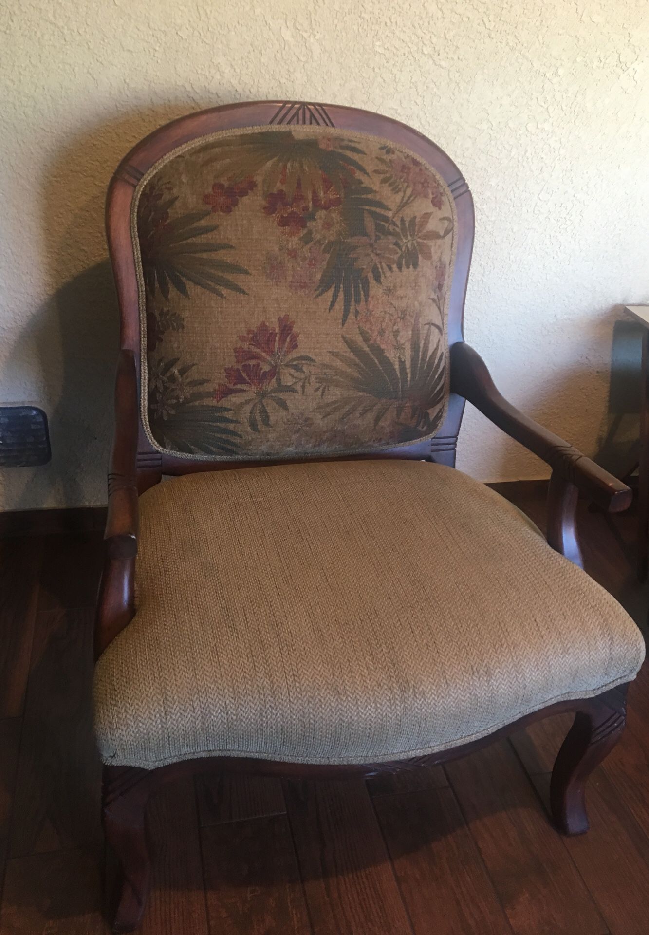 1 Large antique chair
