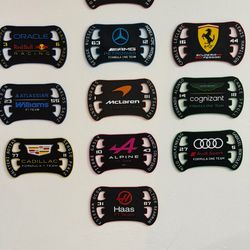 Placas Decorativas F1 2025/2026 - Parrilla Completa Personalizada - Arte de Pared Formula 1 (Estilo Volante)
