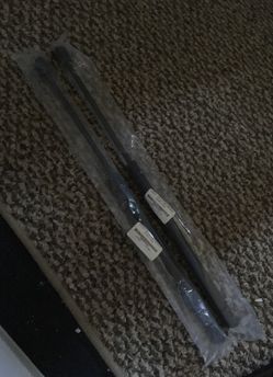 92-95 civic hatchback trunk shocks brand new