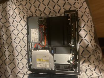 Selling this Dell optiolex small factor form