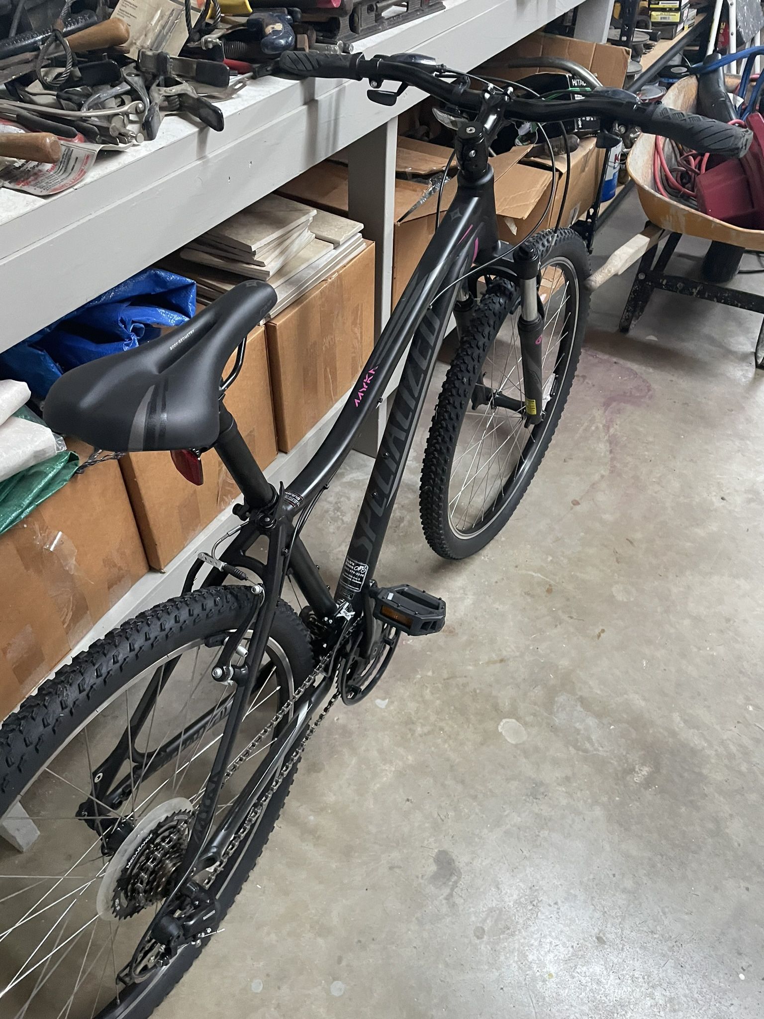 2016 Specialized Myak Medium Bike